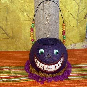 Vintage inspired beaded pumpkin bucket